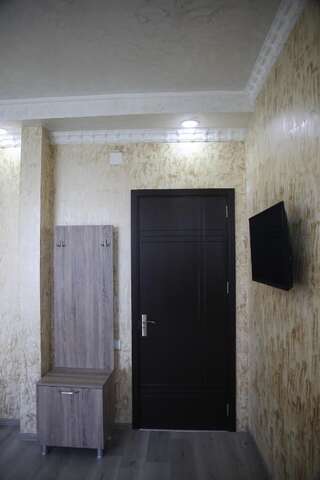 Гостевой дом New Batumi Батуми Семейный люкс-1