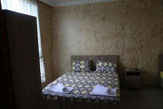 Гостевой дом New Batumi Батуми Семейный люкс-12